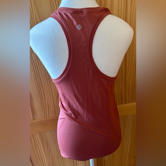 Lululemon Swiftly Tech Racerback 2.0 in Soft Cranberry - Picture 5 of 6